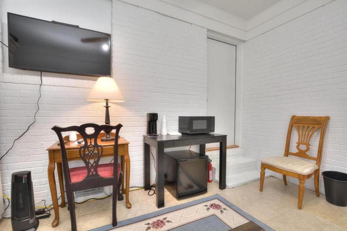40th St En Suite - Housity