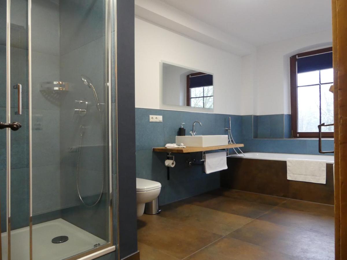 Bayerischer Hof - Housity