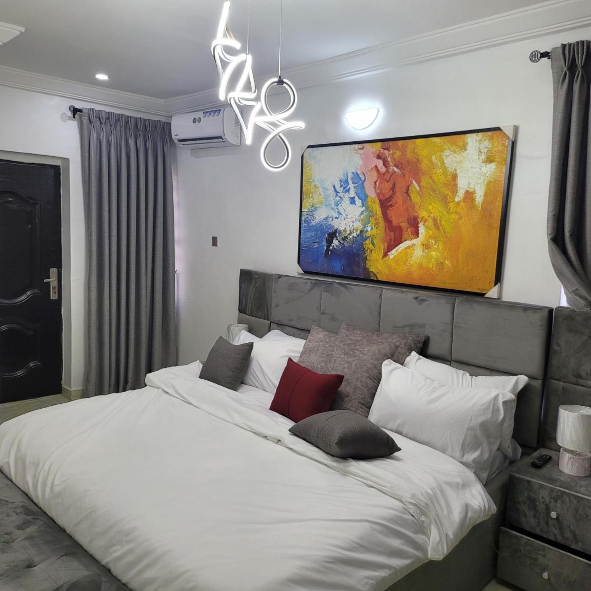 Suitetrails - Luxury 'n comfort 2 Bedroom