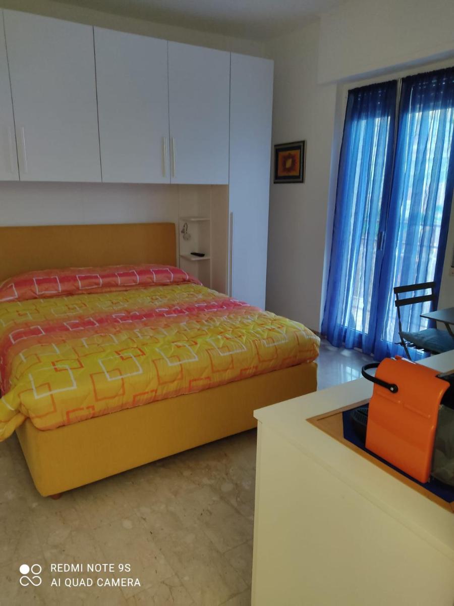 B&B Sanremo dely' house - Housity