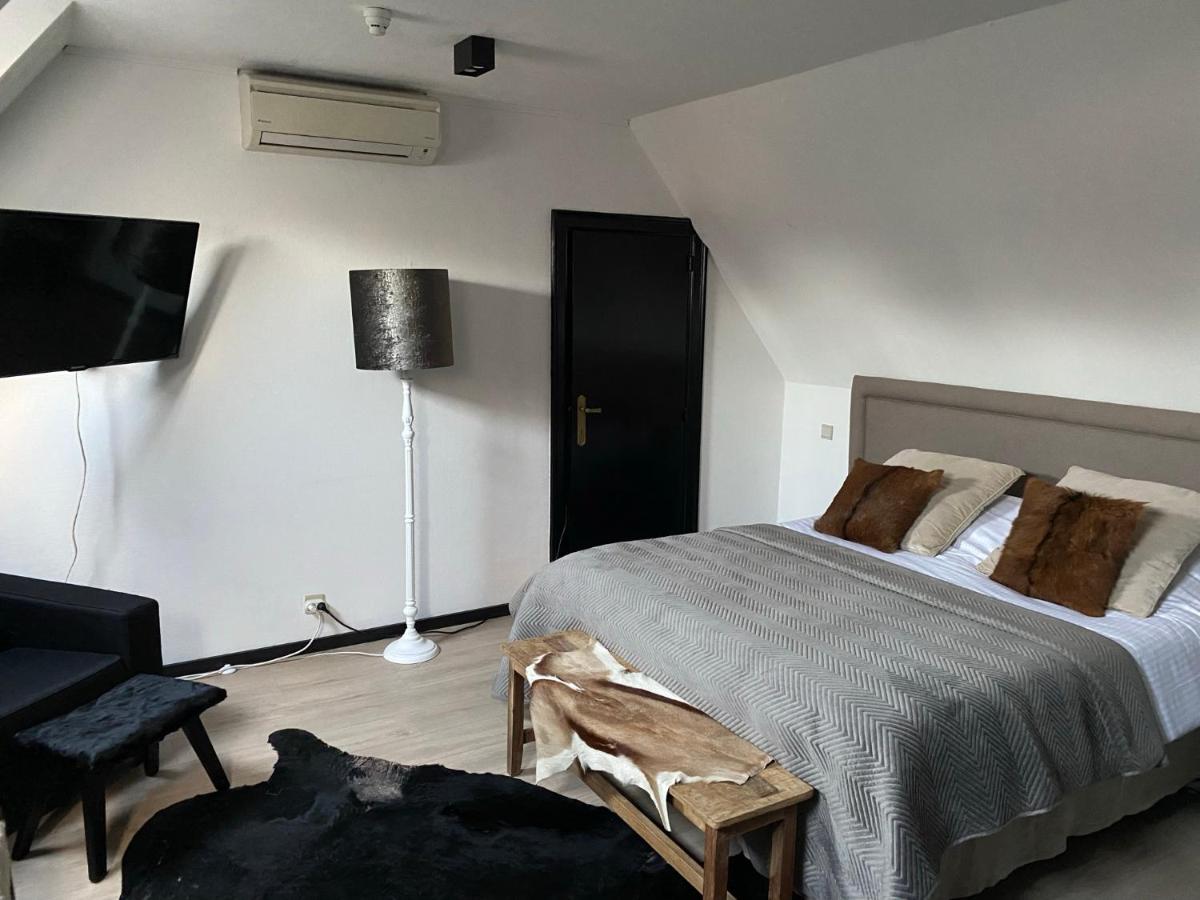 Hotel Ten Lande - Housity