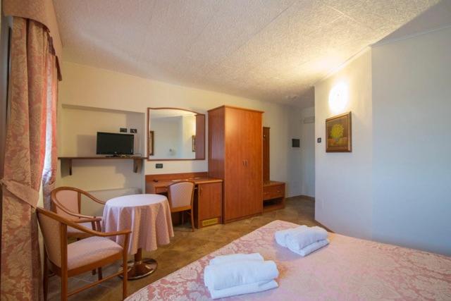 Albergo Giardino - Housity