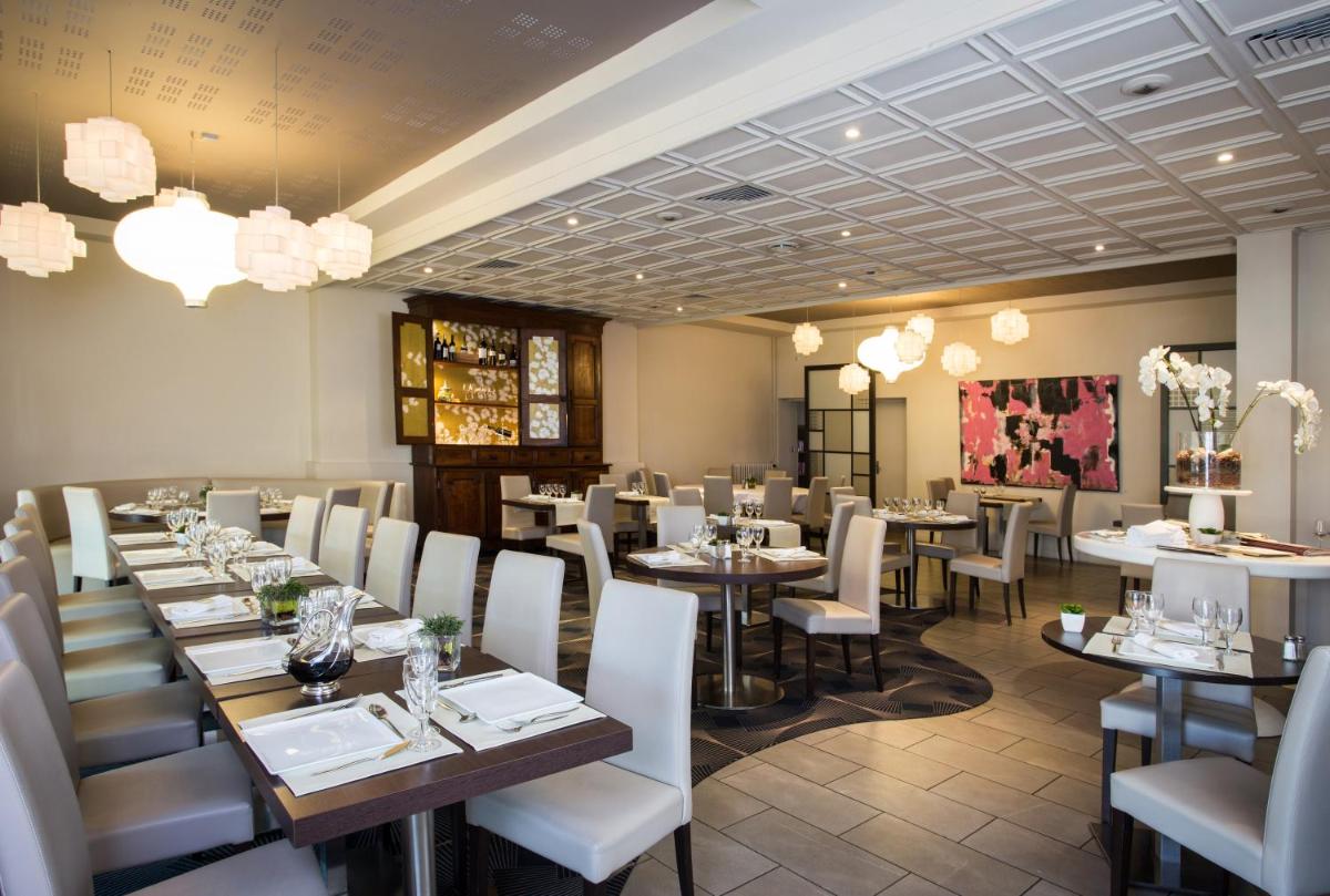 Logis Hotels Grand Hotel d'Orléans et Restaurant Le Goulu - Housity