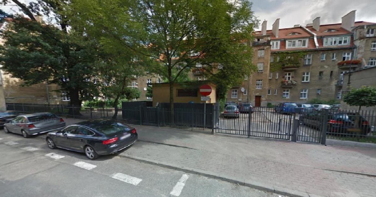 Kawalerka w Centrum Kalisza - Housity