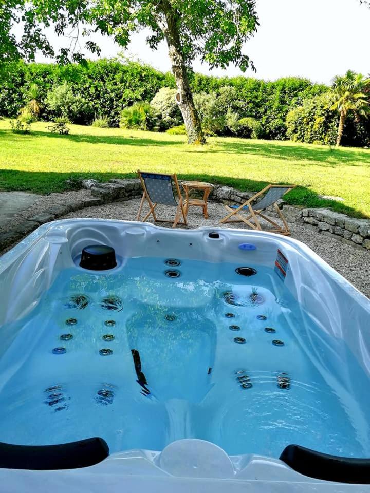 Gîte dans une ambiance végétale avec Spa privatif - Housity