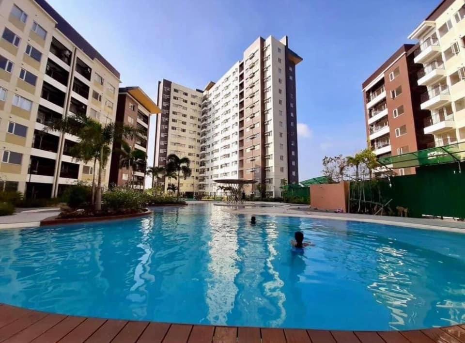 AVIDA ATRIA T2- A, near SM city and smallville - Housity