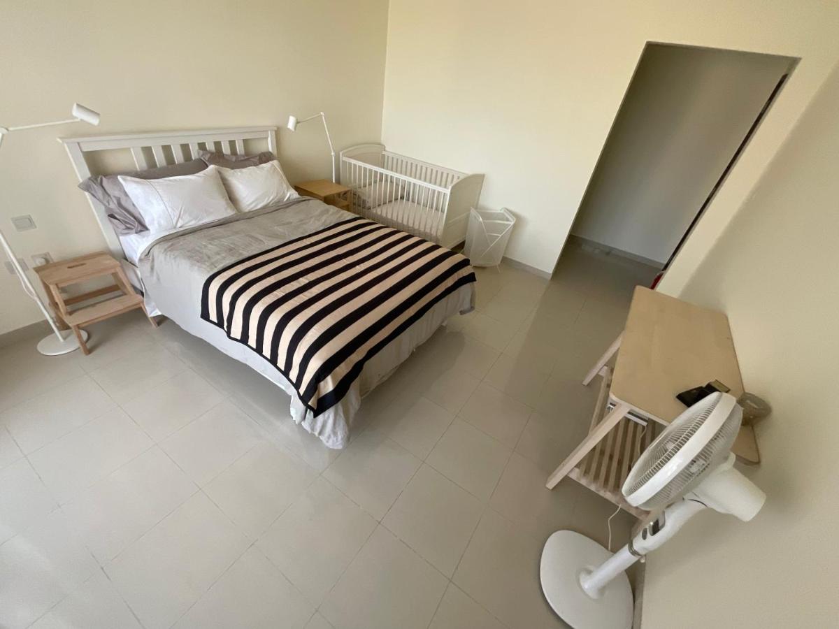 1 Bedroom Hideaway On The Beach - Housity