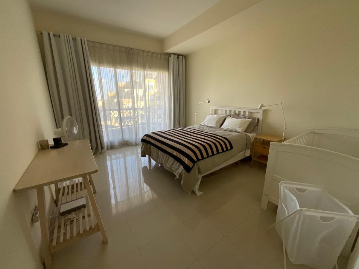 1 Bedroom Hideaway On The Beach - Housity