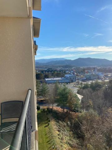 Mountain View Plaza - Housity