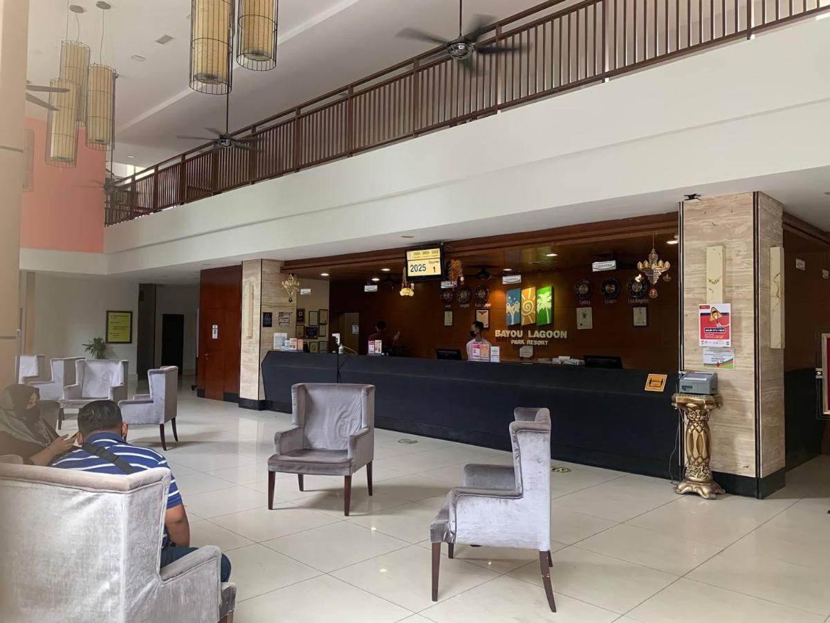 ExcluSuites A9 - Housity