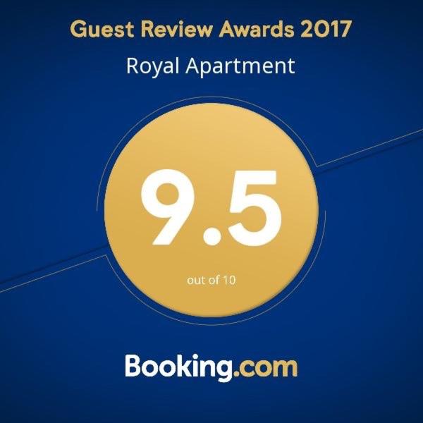 Royal on Beach - Housity