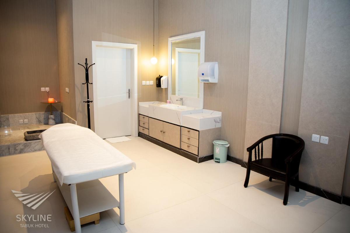 Skyline Tabuk Hotel - Housity