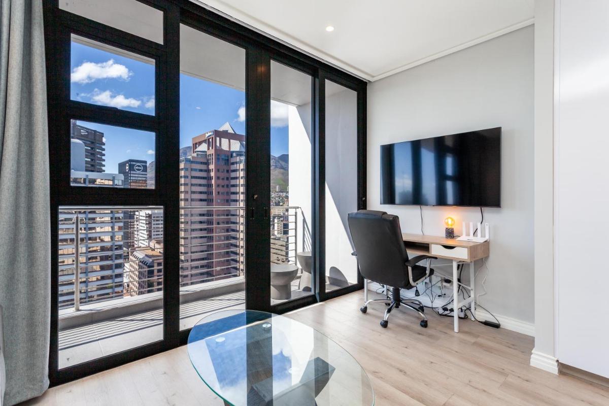 Suitetrails - Luxurious 16 on Bree Studio Apartment - Harbour Views