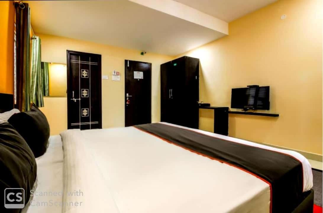 HOTEL SRIRAMA EMPIRE - Housity