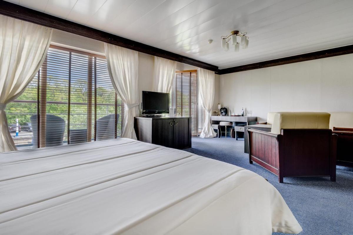 Bakkara Hotel - Housity