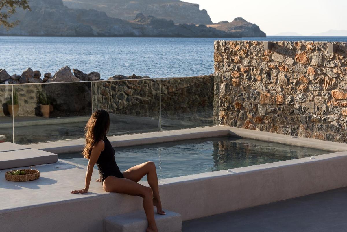 Isla Beach House, a Timeless Retreat, By ThinkVilla - Housity