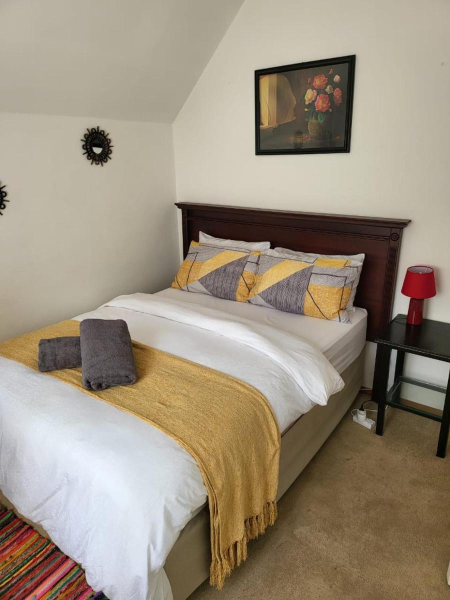 Rural feeling Self Catering Next door to Sandton - Housity