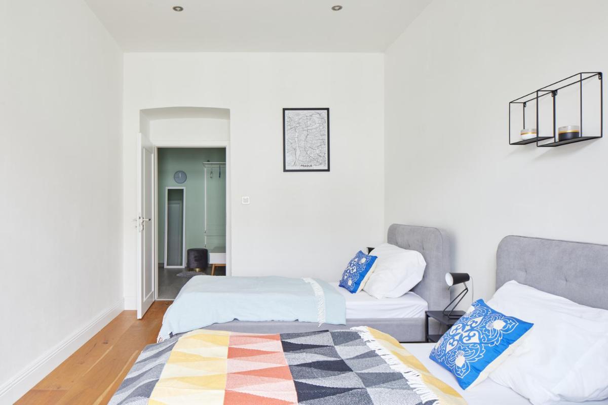 Airy Apartment in Žižkov by Prague Days - Housity