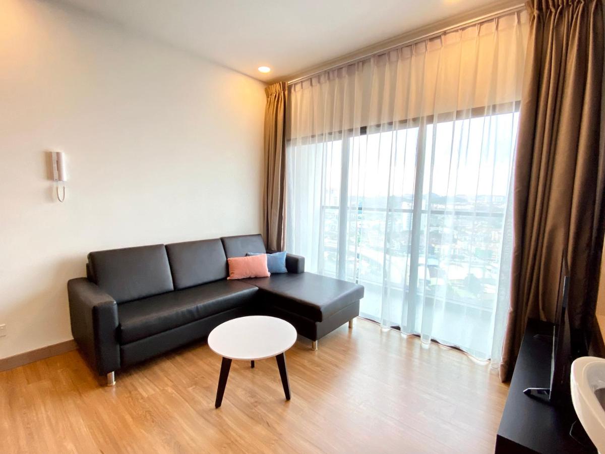 Dream Suite 2 - Landmark Residence 1, High Floor, Nice view, Wi-Fi & Tv Box - Housity