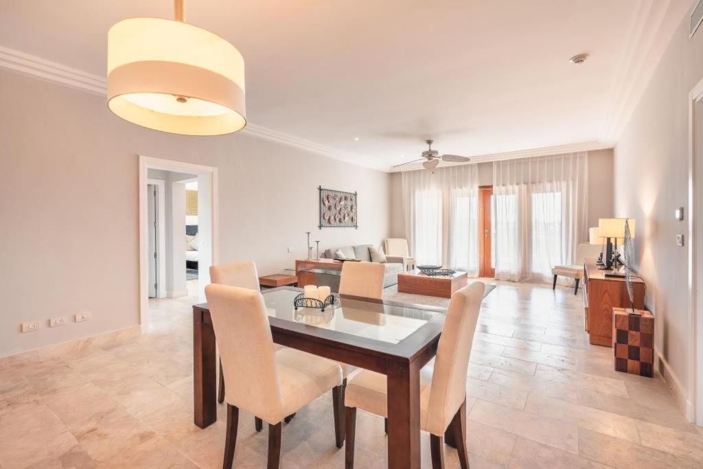 OPENING SPECIAL 1BR at Fishing Lodge BA28 - Housity