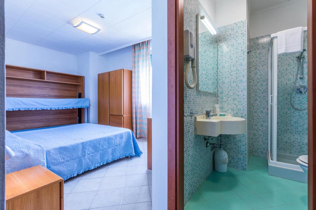 Hotel Stella Marina - Housity