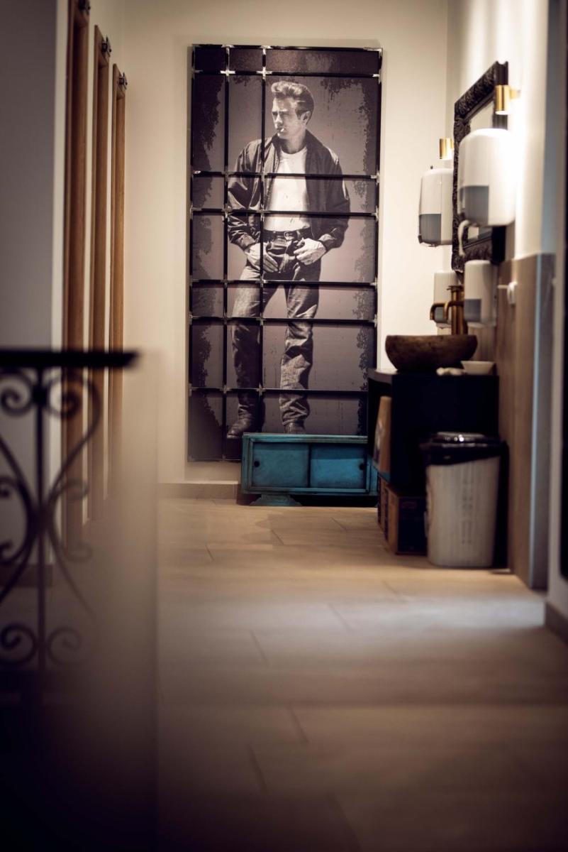 SZUR Home - Housity
