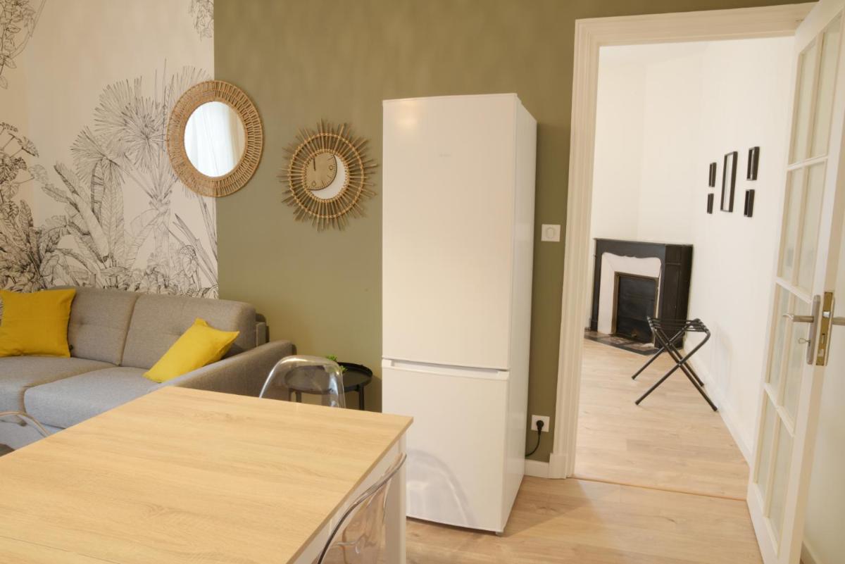 T3 de charme situé en hyper centre avec wifi, linge, draps, savons et serviettes fournis - Housity