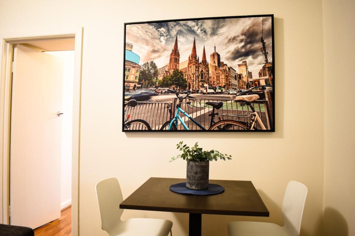 St Kilda Apartments - Housity