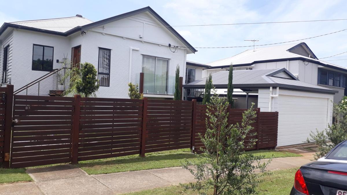 Maple Villa - The Beach House by the bay - Housity