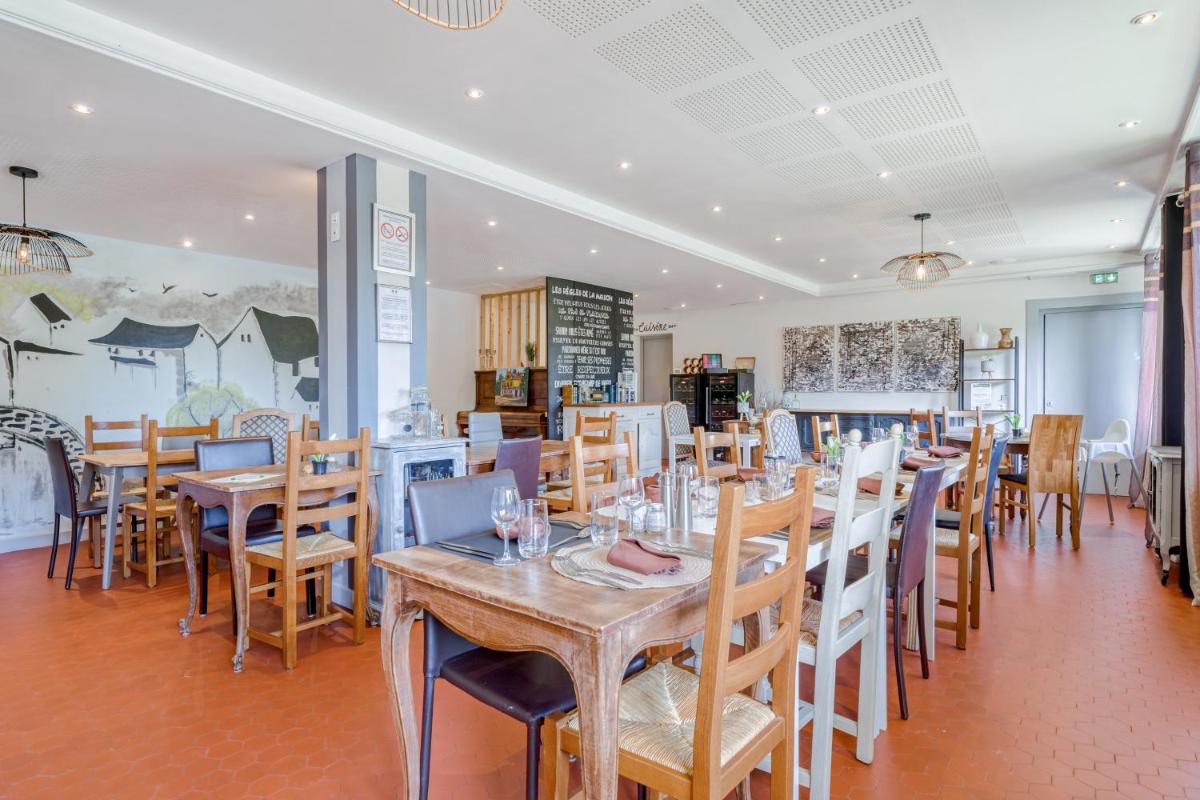 Logis Hotel Maison Carrée Restaurant O Carré dArt - Housity