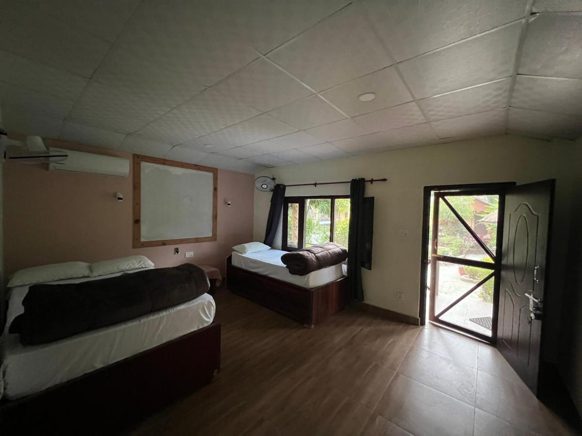 Bardia Wildlife Resort - Housity