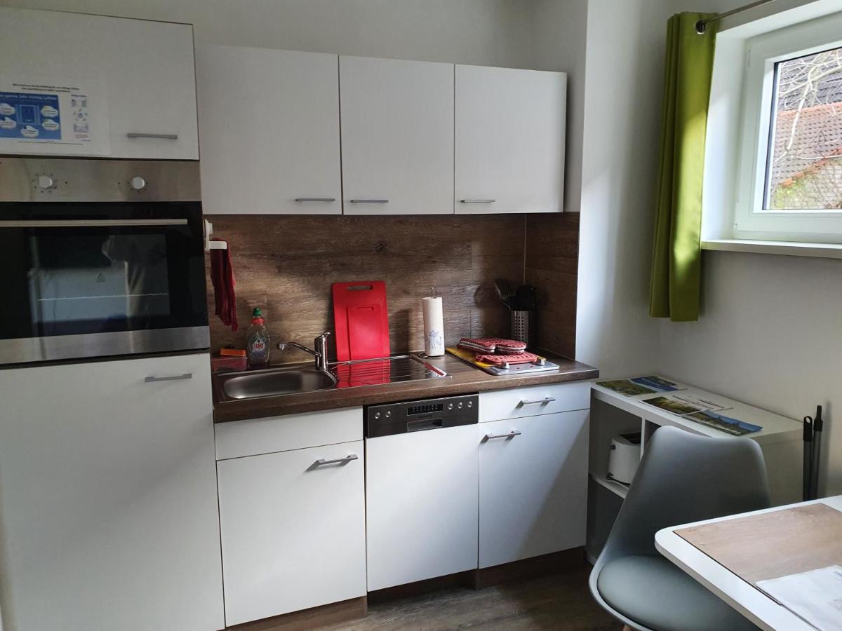 Ferienwohnung Raiffeisenstraße - Obernburg - Housity
