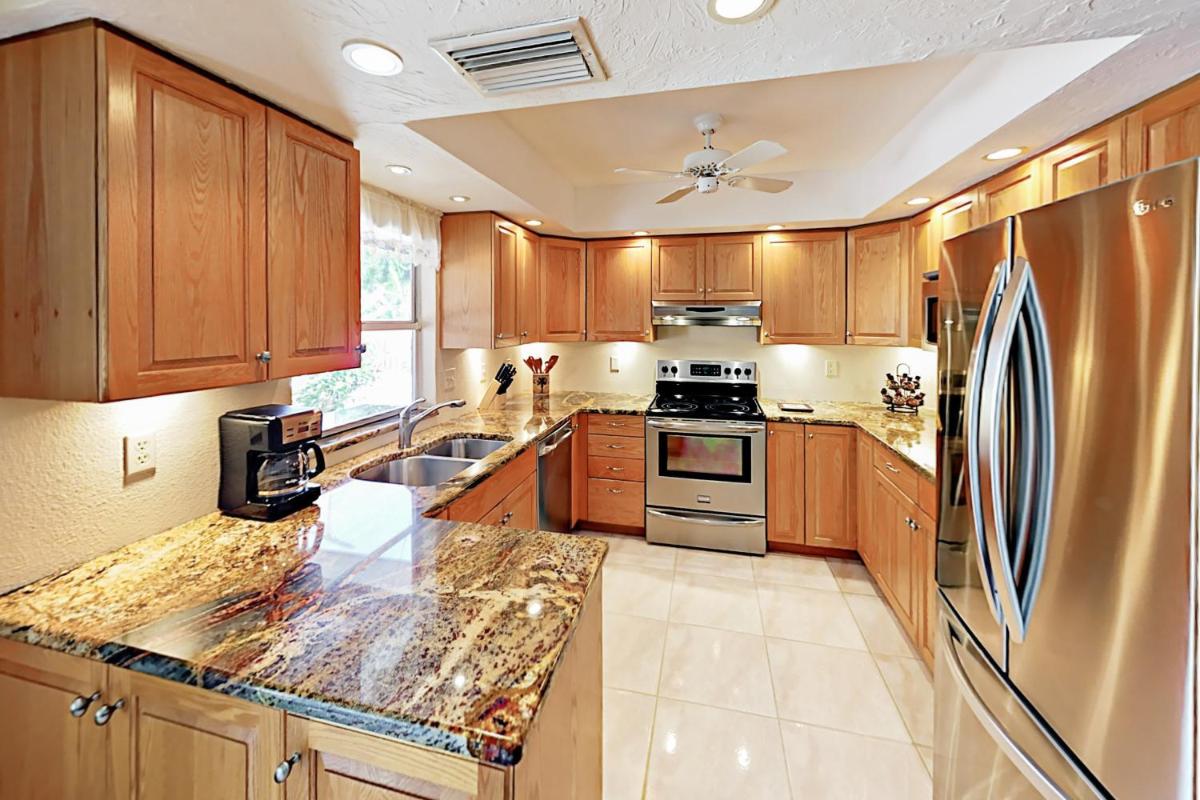 Doplin Paradise - Housity