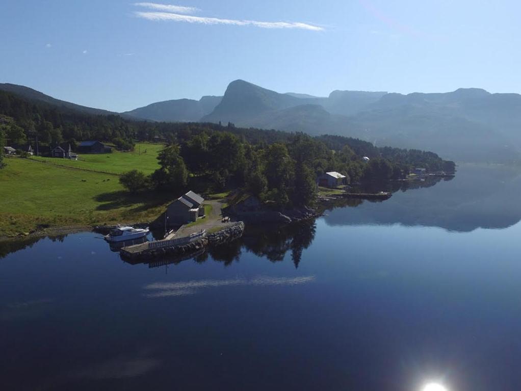 Seaside 3-bedroom House - Housity