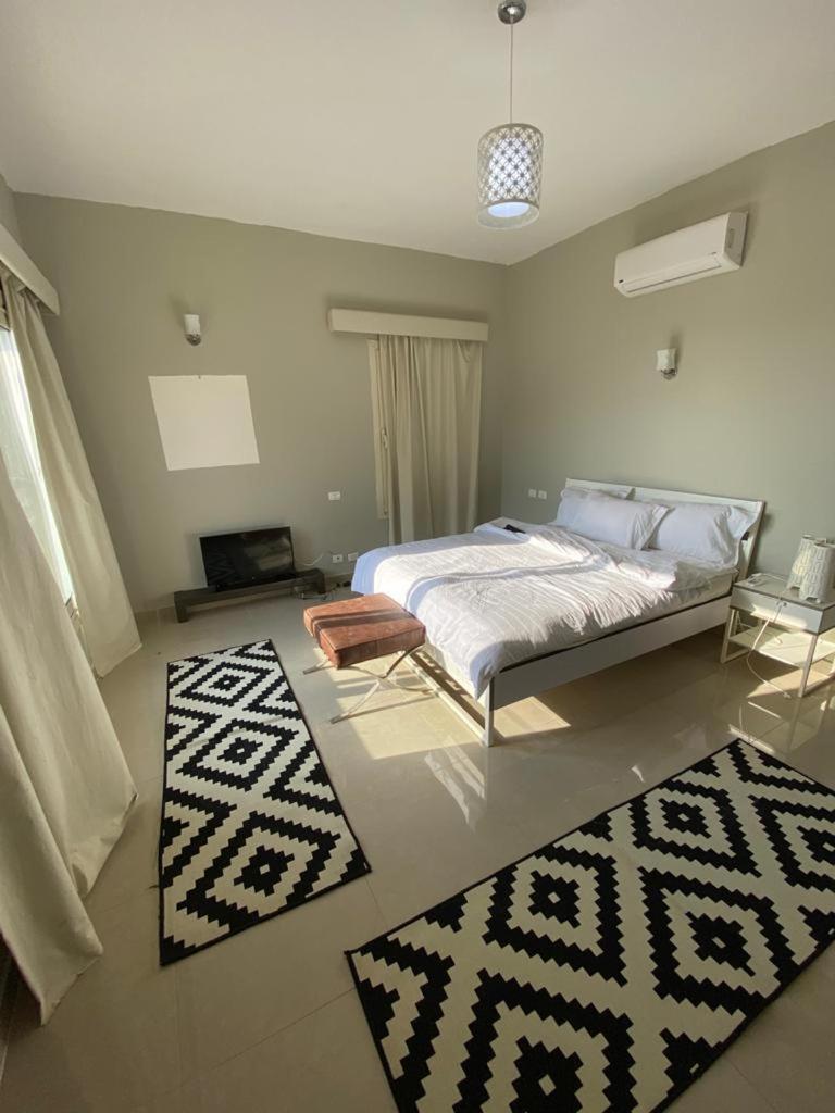 Comfortable Apartment at The Village, New Cairo - Housity