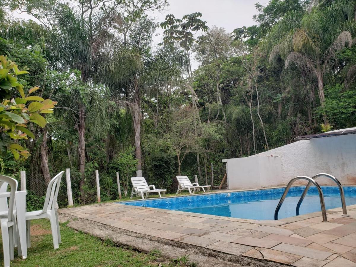 chacara muita area verde com piscina - Housity