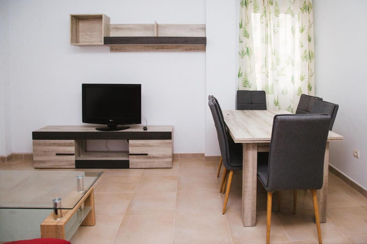 LA CASITA DE BAUTISTA 2 llaves montanchez -caceres - Housity