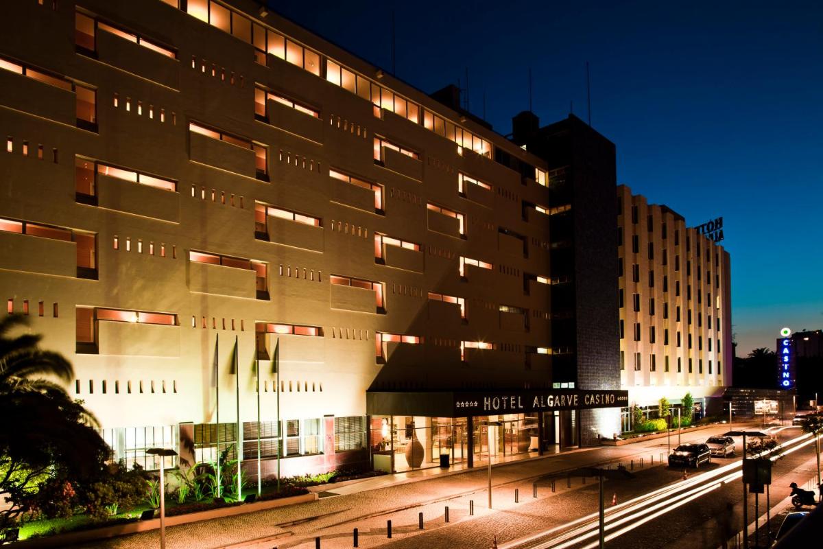 O edifício onde o hotel está situado