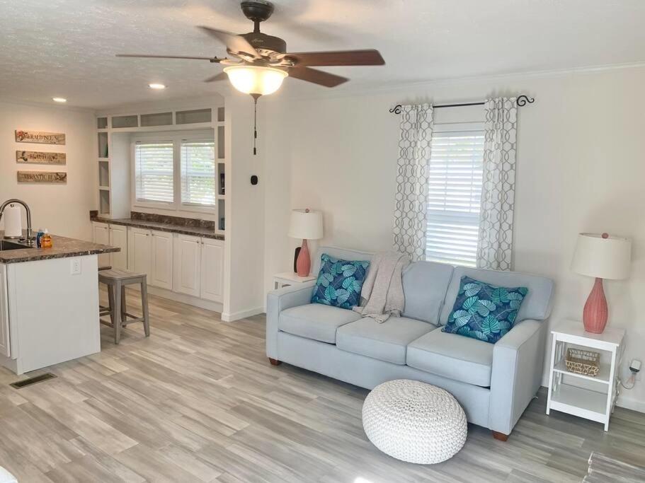 Private Beach Getaway - Housity