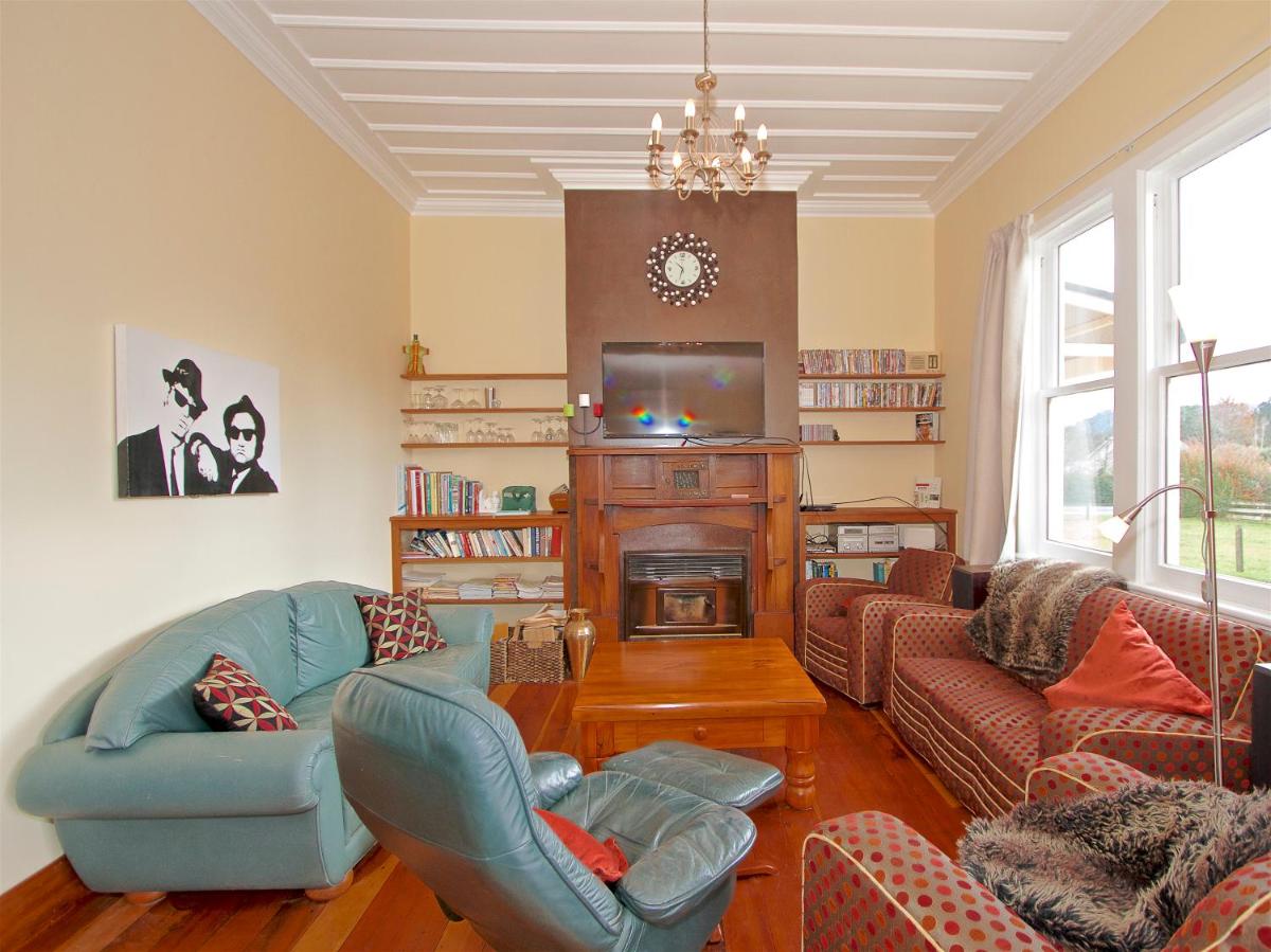 The Lazy Carrot - Ohakune Holiday Home - Housity
