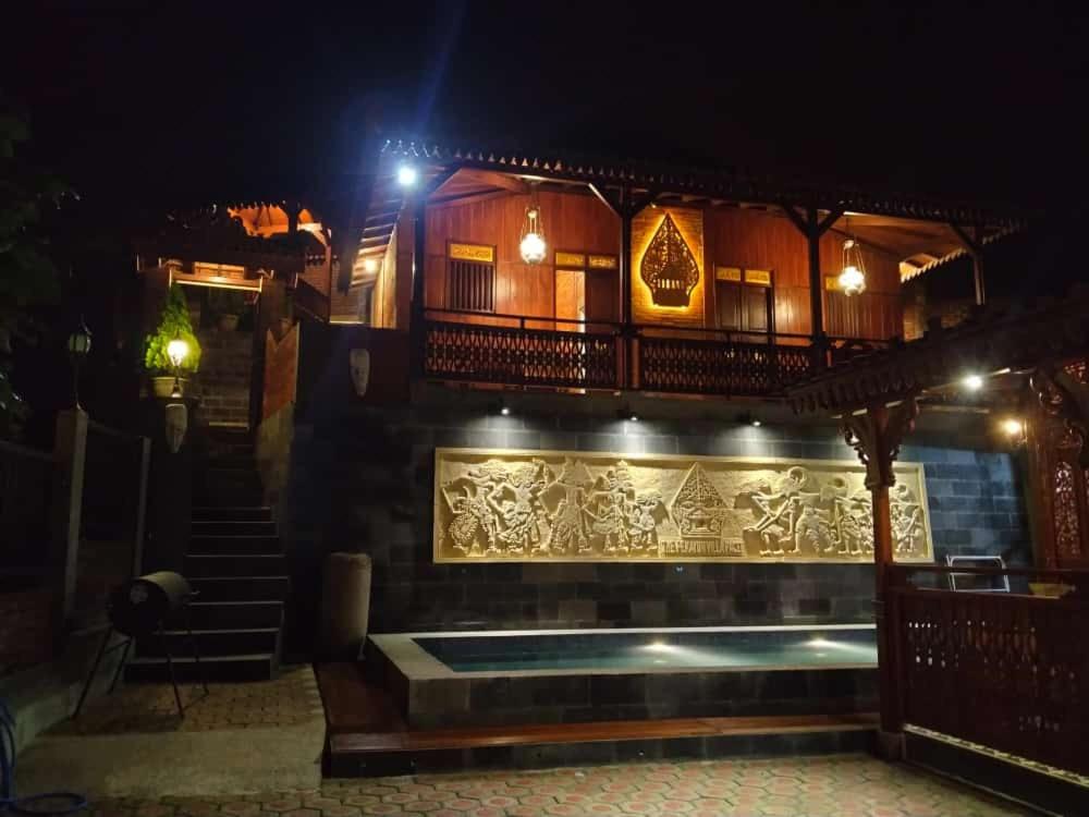 The Pekayon Villa Pacet - Housity