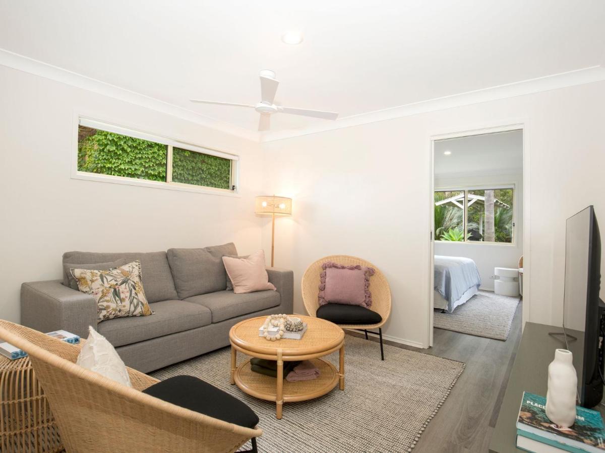 Hanalei I Pet Friendly I Directly Opposite Waterfront - Housity