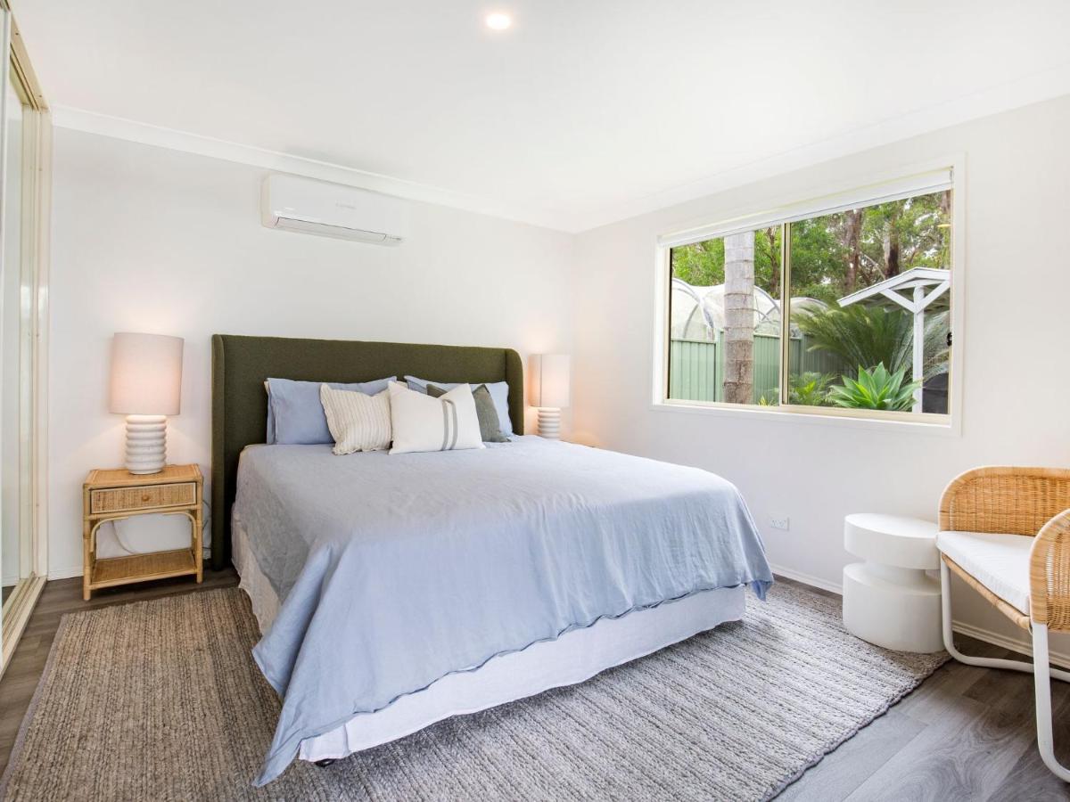 Hanalei I Pet Friendly I Directly Opposite Waterfront - Housity