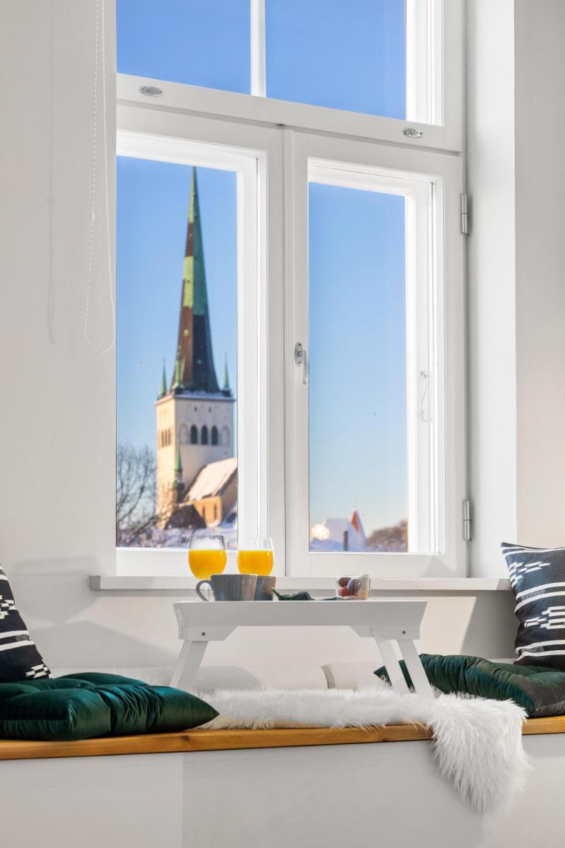 Estonishing Stay Mere Residence - Housity