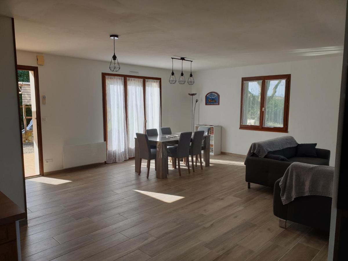 Havre de paix climatisé, terrain arboré pour 6 personnes - Housity