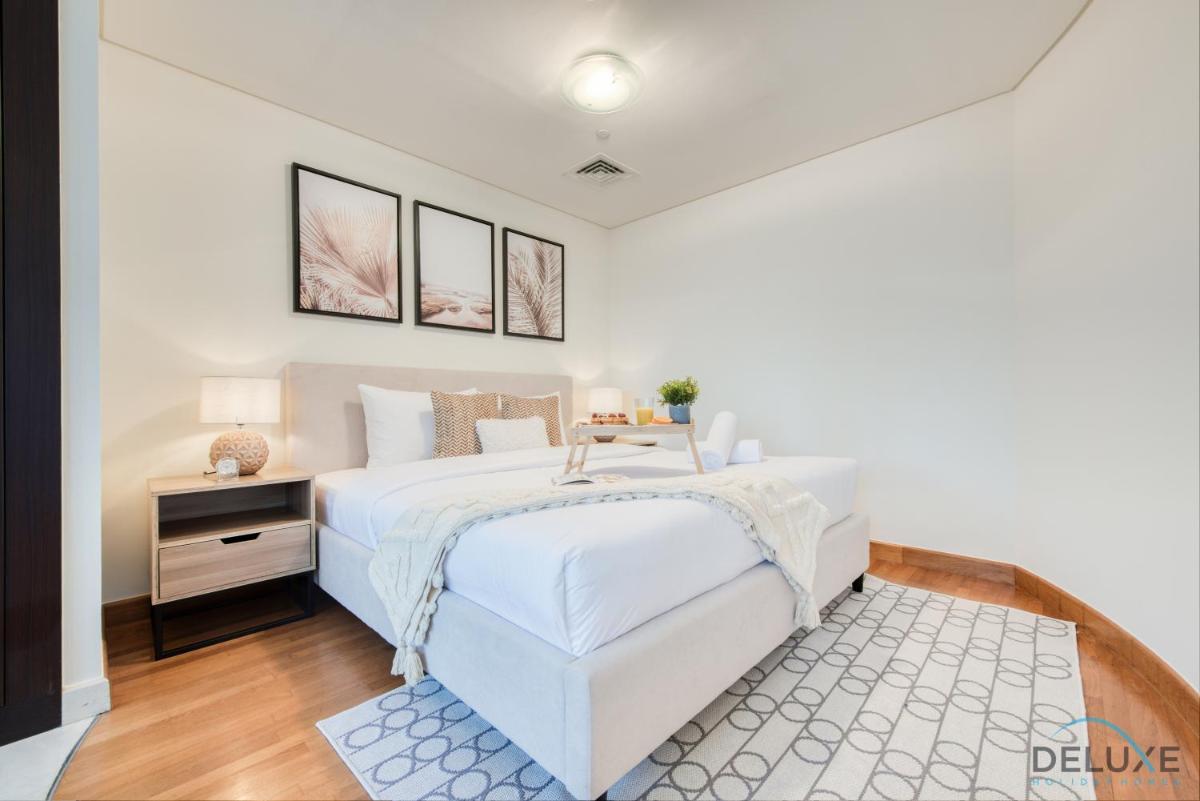 Calm Studio at Sky Gardens DIFC by Deluxe Holiday Homes - Housity