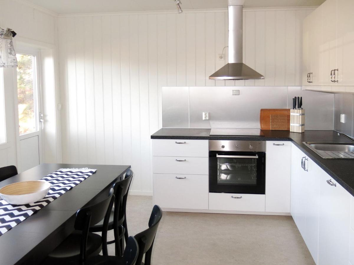 Holiday Home Solsvika by Interhome - Housity