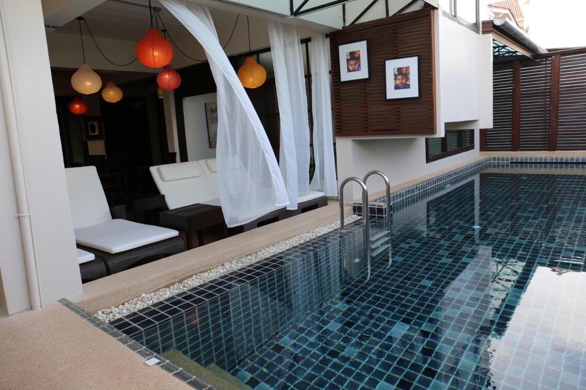 Kampaeng Ngam Hotel - Steps to Night Bazaar & Old City - Housity