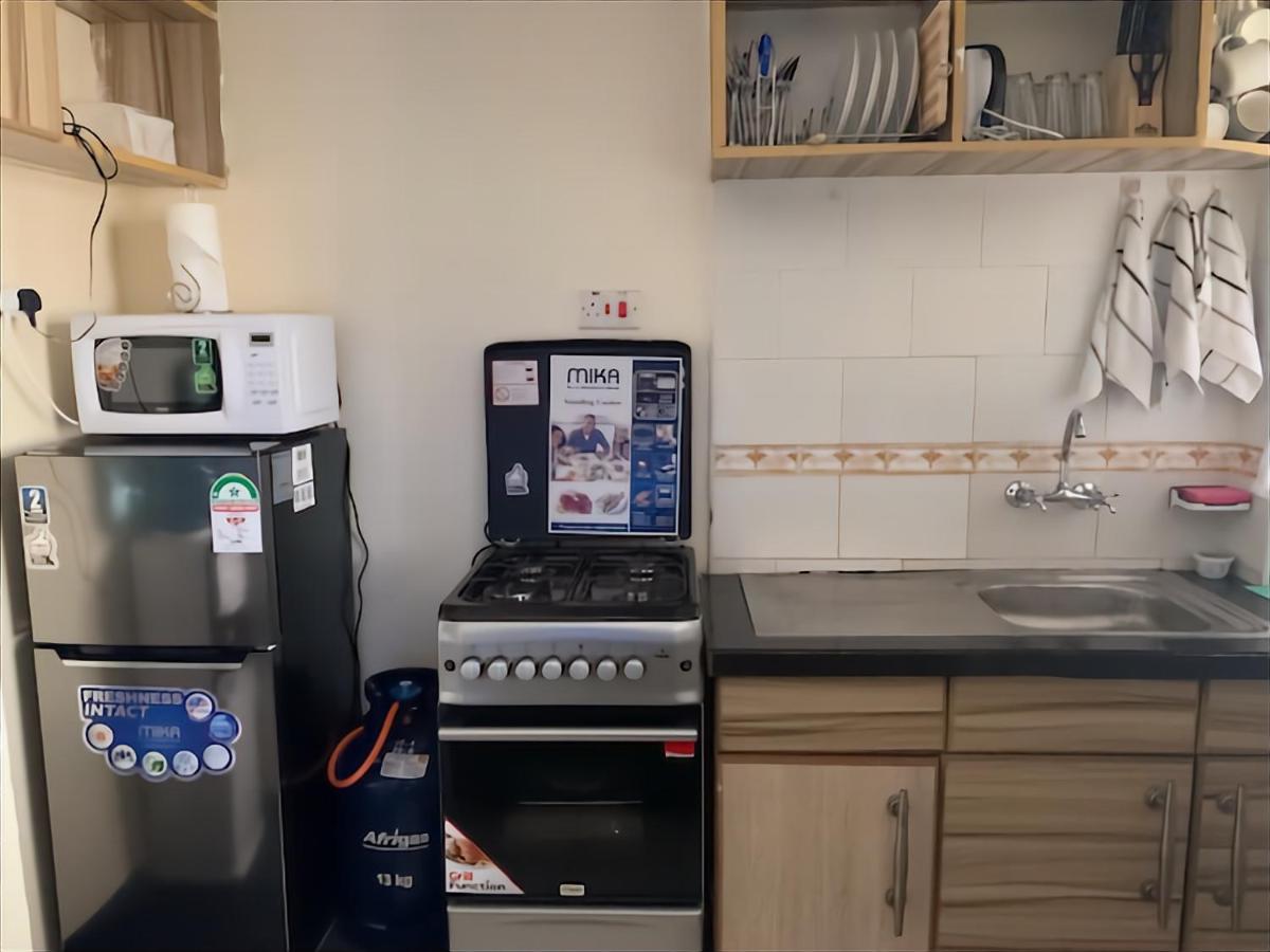 Suitetrails - Peaceful and Lovely 1 bedroom with a city view.