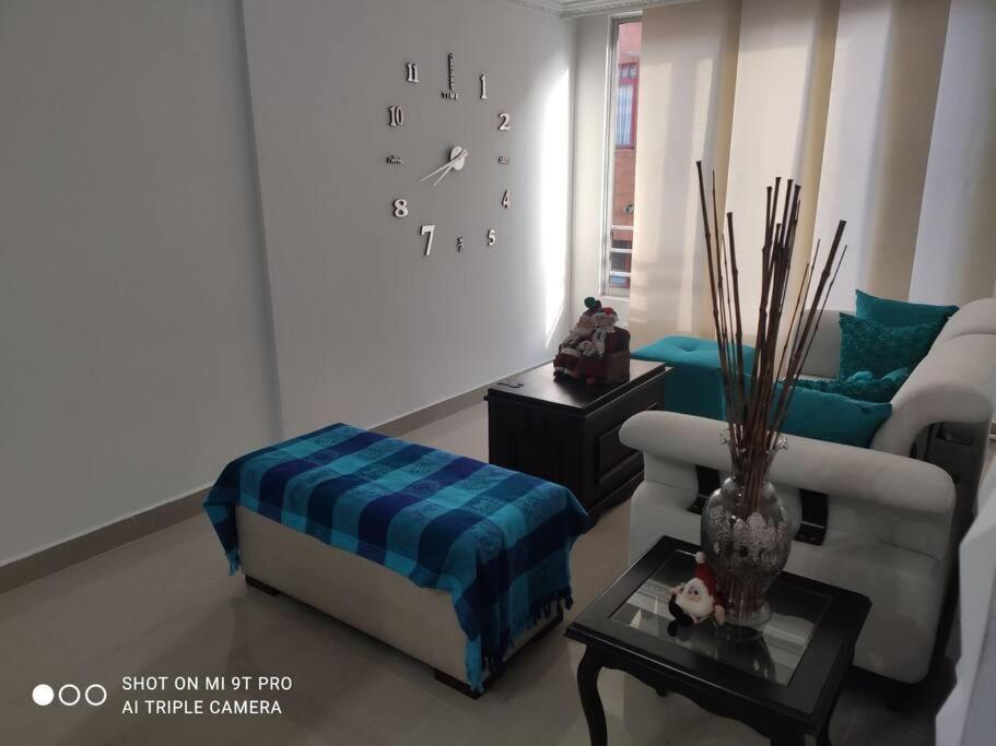 Apto con mejor ubicación estratégica en la ciudad - Housity